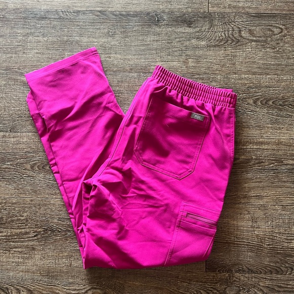 Figs Scrubs matching set. 
Size M women’s 
Brand New with tags - Picture 5 of 7